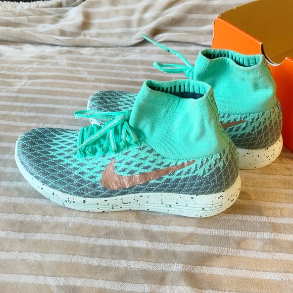Nike Shoes - Brand New Nike Lunarepic Flyknit Sheild